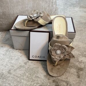 Coach Women's Beige Sandals with Floral Detail